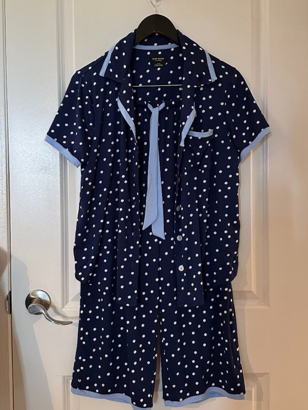 Kate Spade Women's 2 Pc Capri Pajama Set Size M NWOT